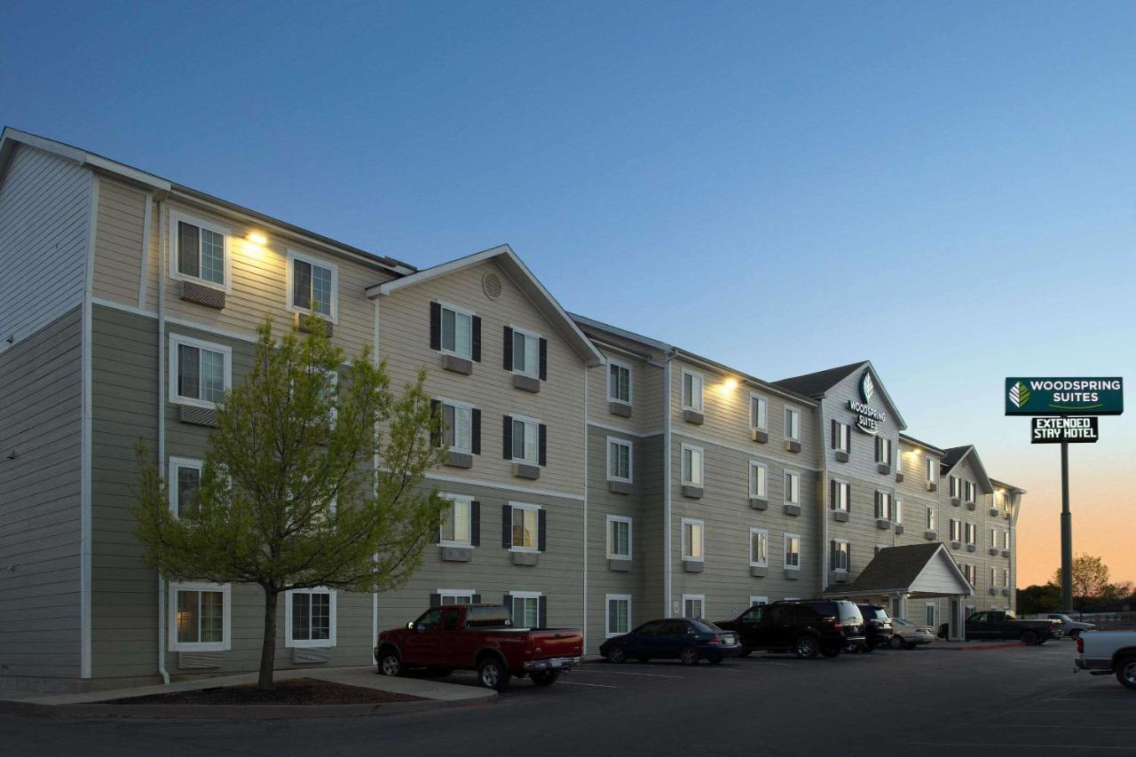 Woodspring Suites San Antonio Fort Sam Bagian luar foto