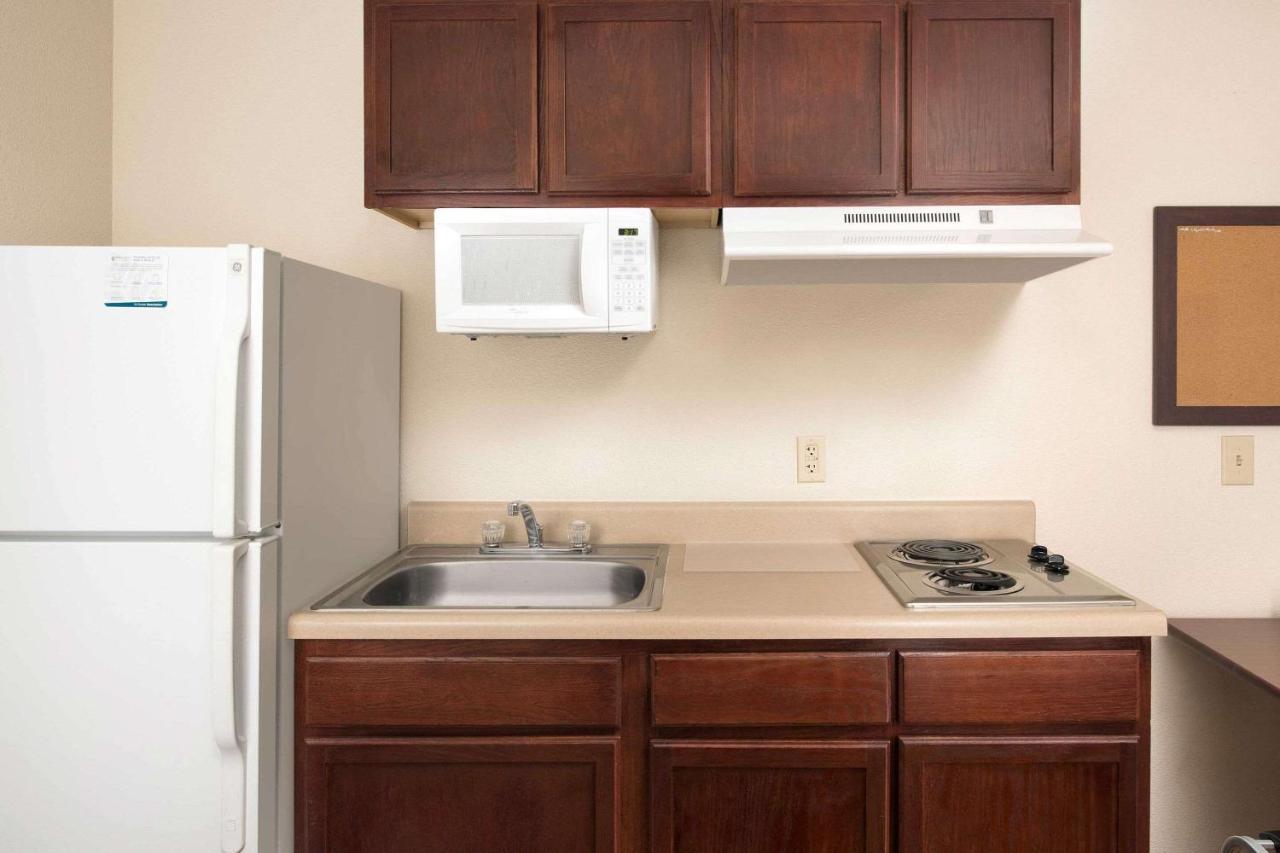 Woodspring Suites San Antonio Fort Sam Bagian luar foto