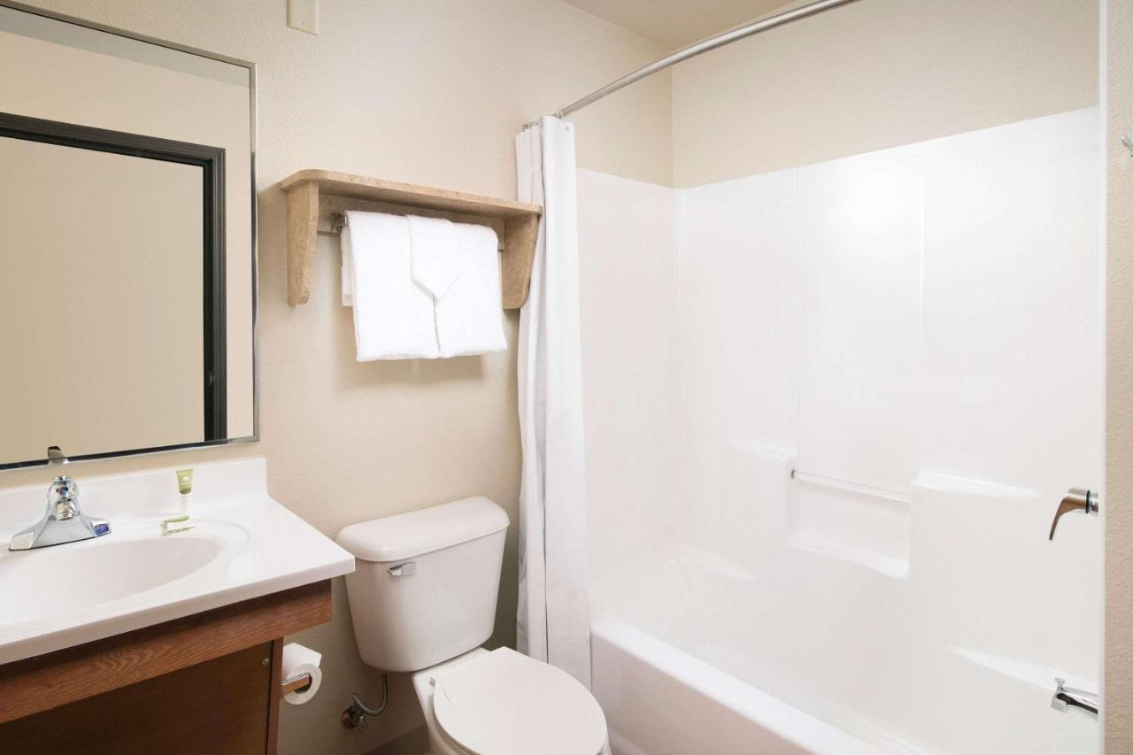 Woodspring Suites San Antonio Fort Sam Bagian luar foto