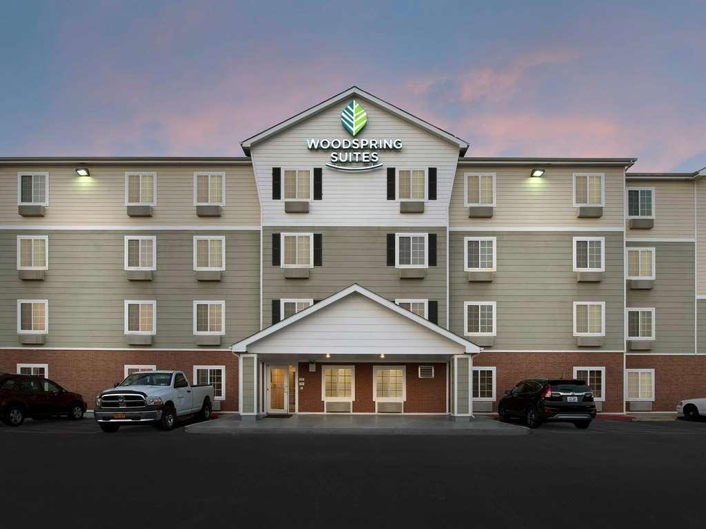 Woodspring Suites San Antonio Fort Sam Bagian luar foto